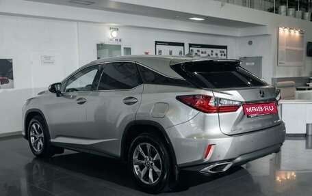 Lexus RX IV рестайлинг, 2018 год, 4 719 000 рублей, 8 фотография