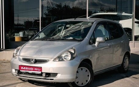 Honda Fit III, 2002 год, 370 000 рублей, 1 фотография