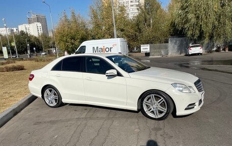 Mercedes-Benz E-Класс, 2012 год, 1 450 000 рублей, 4 фотография