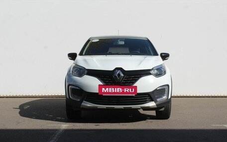 Renault Kaptur I рестайлинг, 2016 год, 1 420 000 рублей, 2 фотография