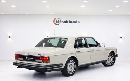 Rolls-Royce Silver Spirit Mark III, 1981 год, 3 490 000 рублей, 4 фотография