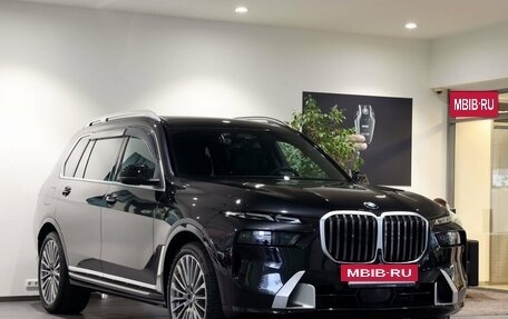 BMW X7, 2023 год, 15 225 000 рублей, 3 фотография