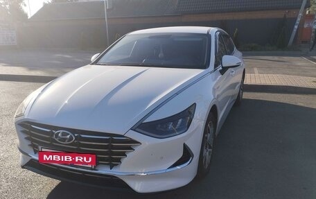 Hyundai Sonata VIII, 2021 год, 3 100 000 рублей, 4 фотография