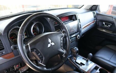 Mitsubishi Pajero IV, 2008 год, 1 689 000 рублей, 7 фотография