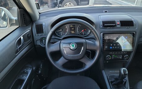 Skoda Octavia, 2011 год, 960 000 рублей, 12 фотография