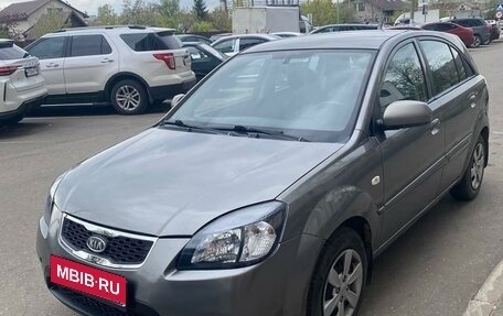 KIA Rio II, 2010 год, 580 000 рублей, 1 фотография