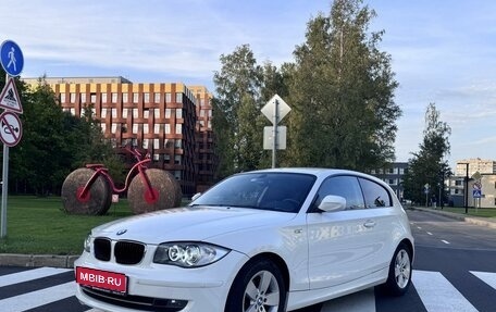 BMW 1 серия, 2011 год, 880 000 рублей, 10 фотография