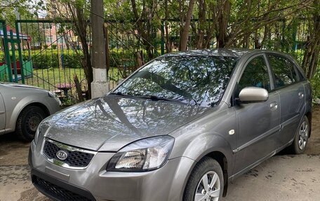 KIA Rio II, 2010 год, 580 000 рублей, 2 фотография