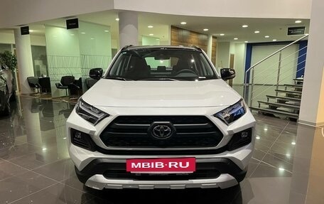 Toyota RAV4, 2024 год, 4 790 000 рублей, 2 фотография