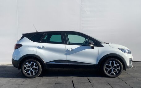 Renault Kaptur I рестайлинг, 2017 год, 1 780 000 рублей, 4 фотография