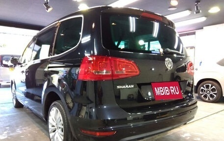 Volkswagen Sharan II, 2014 год, 890 200 рублей, 7 фотография