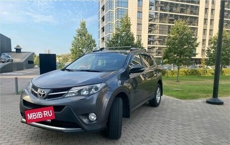 Toyota RAV4, 2013 год, 2 499 000 рублей, 3 фотография