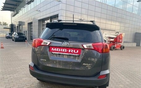 Toyota RAV4, 2013 год, 2 499 000 рублей, 6 фотография