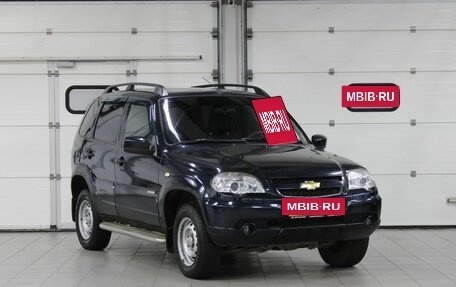 Chevrolet Niva I рестайлинг, 2016 год, 667 000 рублей, 3 фотография