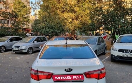 KIA Rio III рестайлинг, 2014 год, 850 000 рублей, 4 фотография