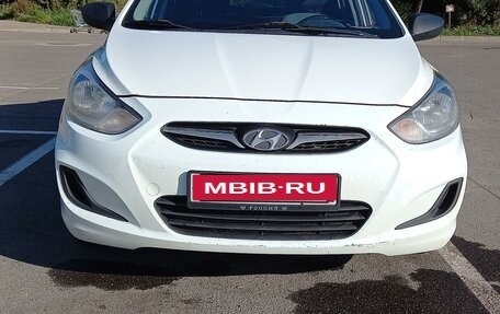 Hyundai Solaris II рестайлинг, 2012 год, 630 000 рублей, 11 фотография