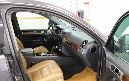 Volkswagen Touareg III, 2010 год, 1 039 900 рублей, 12 фотография