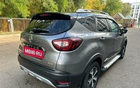 Renault Kaptur I рестайлинг, 2019 год, 1 780 000 рублей, 5 фотография