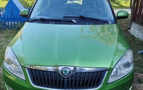 Skoda Fabia II, 2012 год, 580 000 рублей, 2 фотография