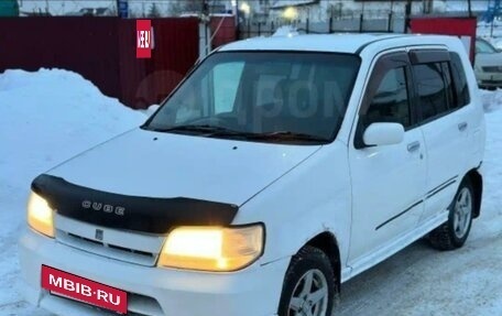 Nissan Cube II, 2000 год, 260 000 рублей, 11 фотография