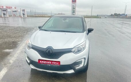 Renault Kaptur I рестайлинг, 2017 год, 1 440 000 рублей, 1 фотография