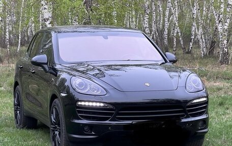 Porsche Cayenne III, 2010 год, 2 фотография