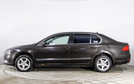 Skoda Superb III рестайлинг, 2013 год, 999 000 рублей, 8 фотография