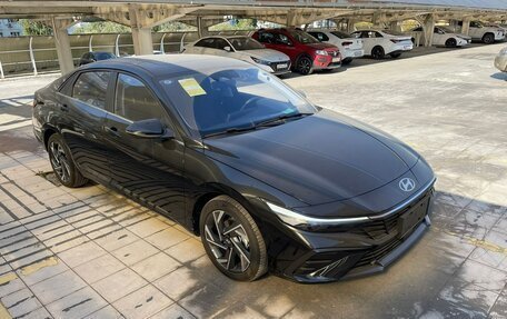 Hyundai Elantra, 2024 год, 2 700 000 рублей, 8 фотография