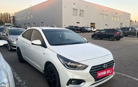 Hyundai Solaris II рестайлинг, 2017 год, 1 345 000 рублей, 2 фотография