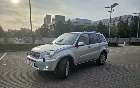 Toyota RAV4, 2004 год, 1 100 000 рублей, 13 фотография