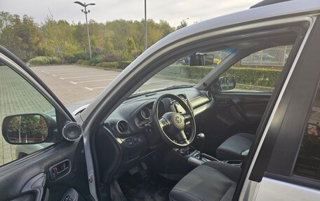 Toyota RAV4, 2004 год, 1 100 000 рублей, 20 фотография