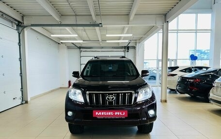 Toyota Land Cruiser Prado 150 рестайлинг 2, 2012 год, 3 299 999 рублей, 9 фотография