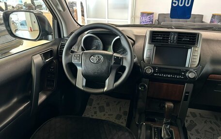 Toyota Land Cruiser Prado 150 рестайлинг 2, 2012 год, 3 299 999 рублей, 14 фотография