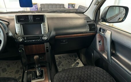 Toyota Land Cruiser Prado 150 рестайлинг 2, 2012 год, 3 299 999 рублей, 15 фотография