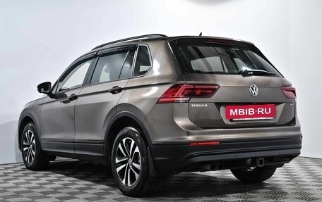 Volkswagen Tiguan II, 2019 год, 2 833 000 рублей, 6 фотография