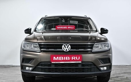 Volkswagen Tiguan II, 2019 год, 2 833 000 рублей, 2 фотография