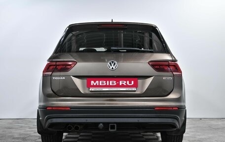 Volkswagen Tiguan II, 2019 год, 2 833 000 рублей, 5 фотография