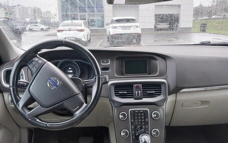 Volvo V40 II рестайлинг, 2014 год, 1 345 000 рублей, 7 фотография