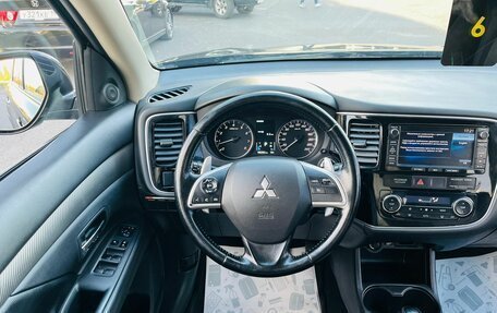 Mitsubishi Outlander III рестайлинг 3, 2014 год, 2 099 999 рублей, 17 фотография