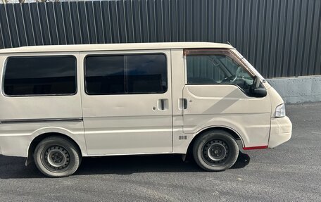 Mitsubishi Delica IV, 2003 год, 450 000 рублей, 4 фотография