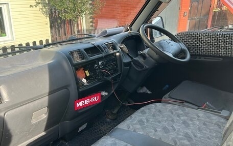 Mitsubishi Delica IV, 2003 год, 450 000 рублей, 7 фотография