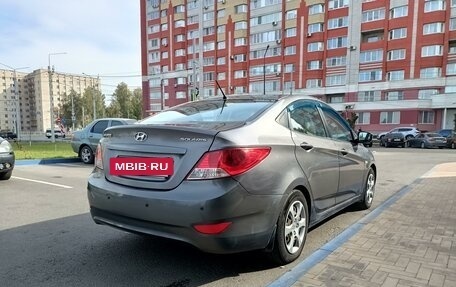 Hyundai Solaris II рестайлинг, 2011 год, 675 000 рублей, 5 фотография