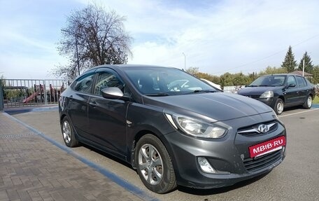 Hyundai Solaris II рестайлинг, 2011 год, 675 000 рублей, 3 фотография