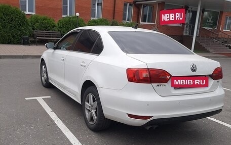 Volkswagen Jetta VI, 2011 год, 850 000 рублей, 5 фотография