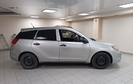 Toyota Matrix, 2002 год, 588 000 рублей, 9 фотография