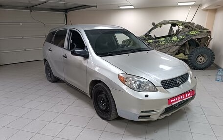 Toyota Matrix, 2002 год, 588 000 рублей, 8 фотография