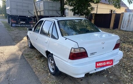 Daewoo Nexia I рестайлинг, 2002 год, 99 000 рублей, 6 фотография