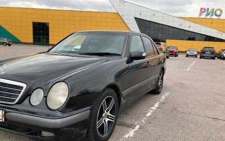 Mercedes-Benz E-Класс, 2000 год, 675 000 рублей, 31 фотография