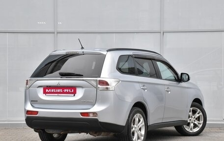 Mitsubishi Outlander III рестайлинг 3, 2012 год, 1 649 000 рублей, 2 фотография