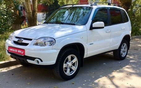 Chevrolet Niva I рестайлинг, 2013 год, 850 000 рублей, 1 фотография